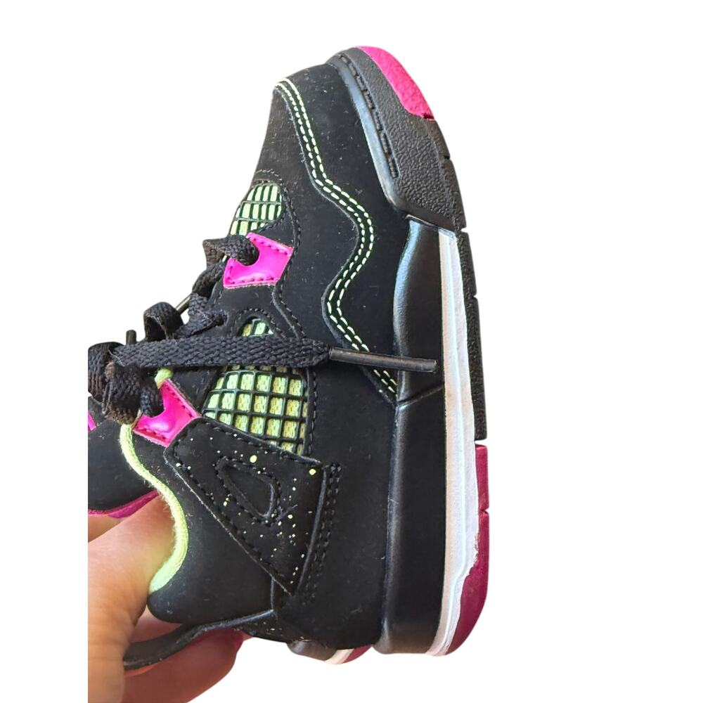 Nike Air Jordan 4 Retro Fuchsia Flash Black Pink Toddler Girls Shoes Size 6C - Picture 8 of 14